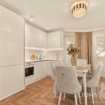 Дава се под наем Тристаен апартамент в Варна, Център - 100 кв.м за 1650 € - Снимка #1