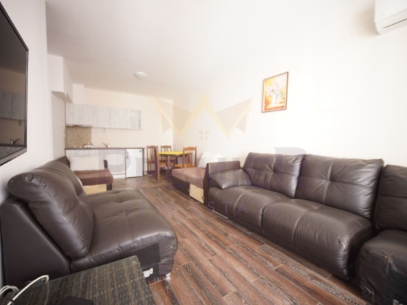 Двустаен апартамент в Поморие - 64 кв.м за 916 €/кв.м - Снимка #1