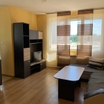 Дава се под наем Двустаен апартамент в Пловдив, Гагарин - 65 кв.м за 325 € - Снимка #1