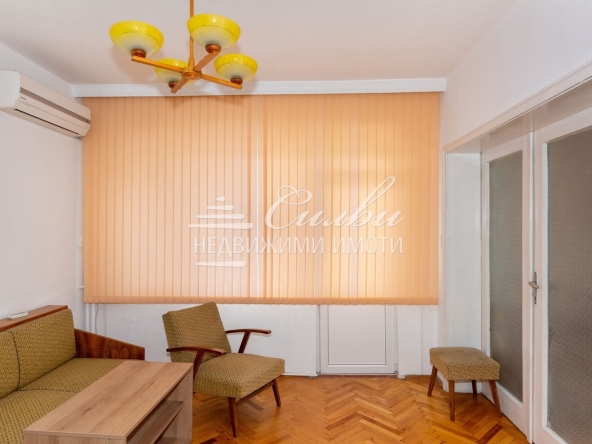 Четиристаен апартамент в Шумен, Добруджански - 90 кв.м за 1717 €/кв.м - Снимка #1