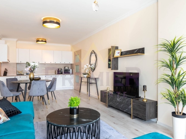Дава се под наем Двустаен апартамент в Варна, Автогара - 80 кв.м за 598.23 € - Снимка #1