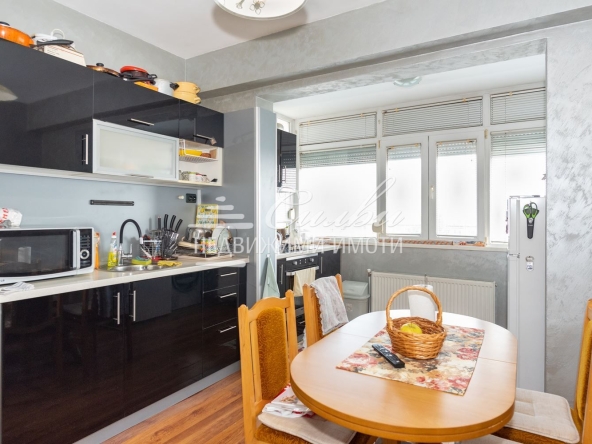 Двустаен апартамент в Шумен, Добруджански - 55 кв.м за 974 €/кв.м - Снимка #1