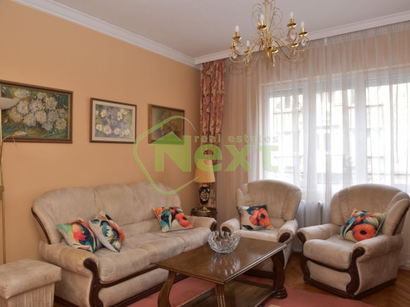 Дава се под наем Тристаен апартамент в София, Център - 94 кв.м за 1097.01 € - Снимка #1