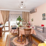 Тристаен апартамент в Шумен, Тракия - 77 кв.м за 691 €/кв.м - Снимка #1