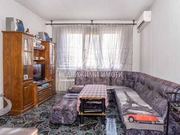 Четиристаен апартамент в Шумен, Боян Българанов 2 - 122 кв.м за 546 €/кв.м - Снимка #1