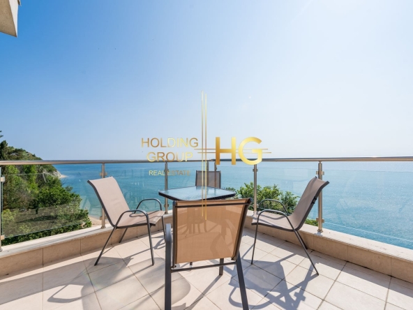 Двустаен апартамент в Бяла - 115 кв.м за 1009 €/кв.м - Снимка #1