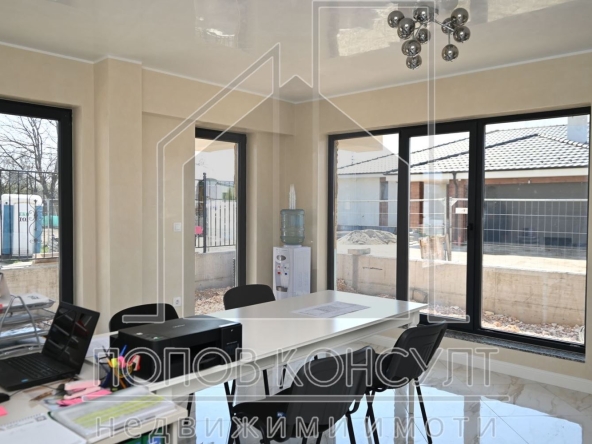 Двустаен апартамент в Пловдив, Беломорски - 131 кв.м за 1183 €/кв.м - Снимка #1