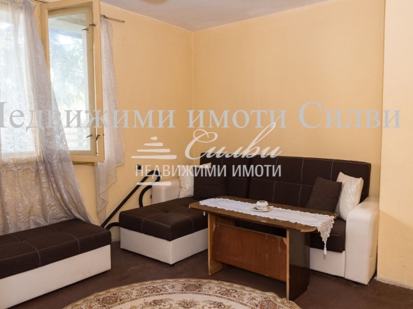 Едностаен апартамент в Шумен, Център - 42 кв.м за 1275 €/кв.м - Снимка #1