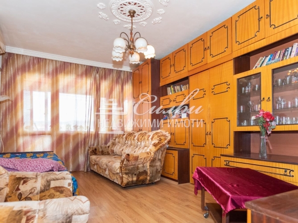Тристаен апартамент в Шумен, Пазара - 86 кв.м за 1394 €/кв.м - Снимка #1