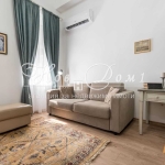 Дава се под наем Многостаен апартамент в Варна, Гръцка махала - 150 кв.м за 466200 € - Снимка #1