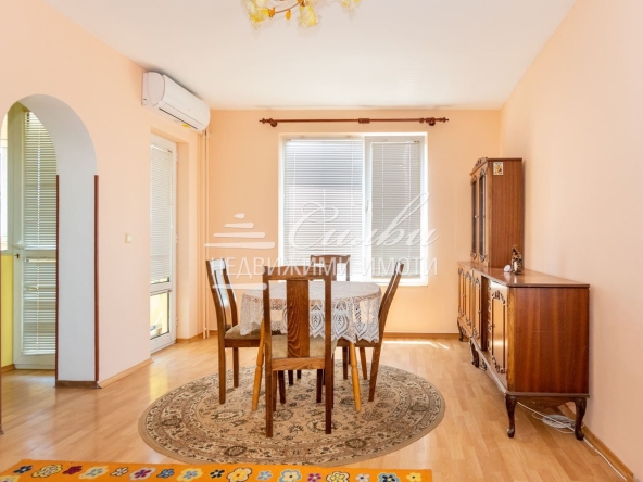 Двустаен апартамент в Шумен, Херсон - 68 кв.м за 1763 €/кв.м - Снимка #1