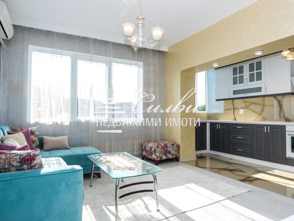 Дава се под наем Тристаен апартамент в Шумен, Военно училище - 80 кв.м за 433.5 € - Снимка #1