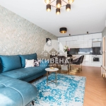 Дава се под наем Тристаен апартамент в Варна, Център - 105 кв.м за 1000 € - Снимка #1