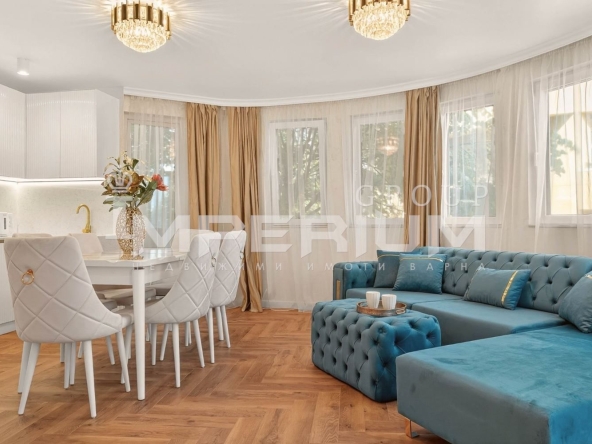 Дава се под наем Тристаен апартамент в Варна, Център - 100 кв.м за 1650 € - Снимка #1