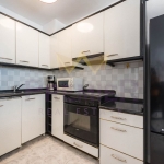 Дава се под наем Тристаен апартамент в Варна, Генералите - 90 кв.м за 714 € - Снимка #1