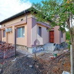 Къща в с. Петърч, Област София-област - 75 кв.м за 2440 €/кв.м - Снимка #1