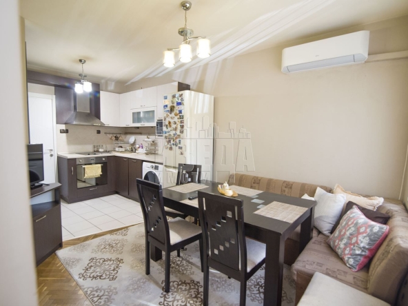 Етаж от къща в Варна, Централна поща - 130 кв.м за 2147 €/кв.м - Снимка #1