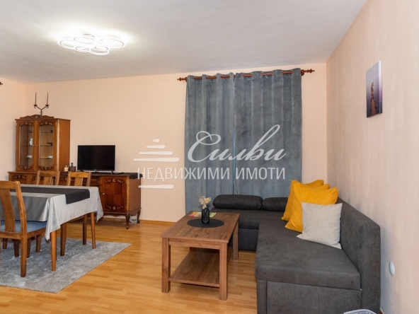 Дава се под наем Двустаен апартамент в Шумен, Херсон - 68 кв.м за 357 € - Снимка #1