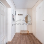 Двустаен апартамент в Варна, Гръцка махала - 64 кв.м за 4300 €/кв.м - Снимка #1