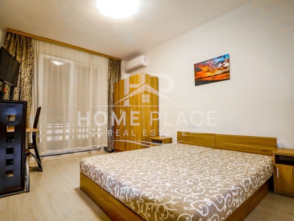 Дава се под наем Едностаен апартамент в Варна, Център - 30 кв.м за 448.8 € - Снимка #1