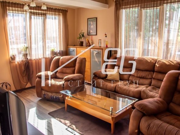 Четиристаен апартамент в Варна, Аспарухово - 147 кв.м за 642 €/кв.м - Снимка #1
