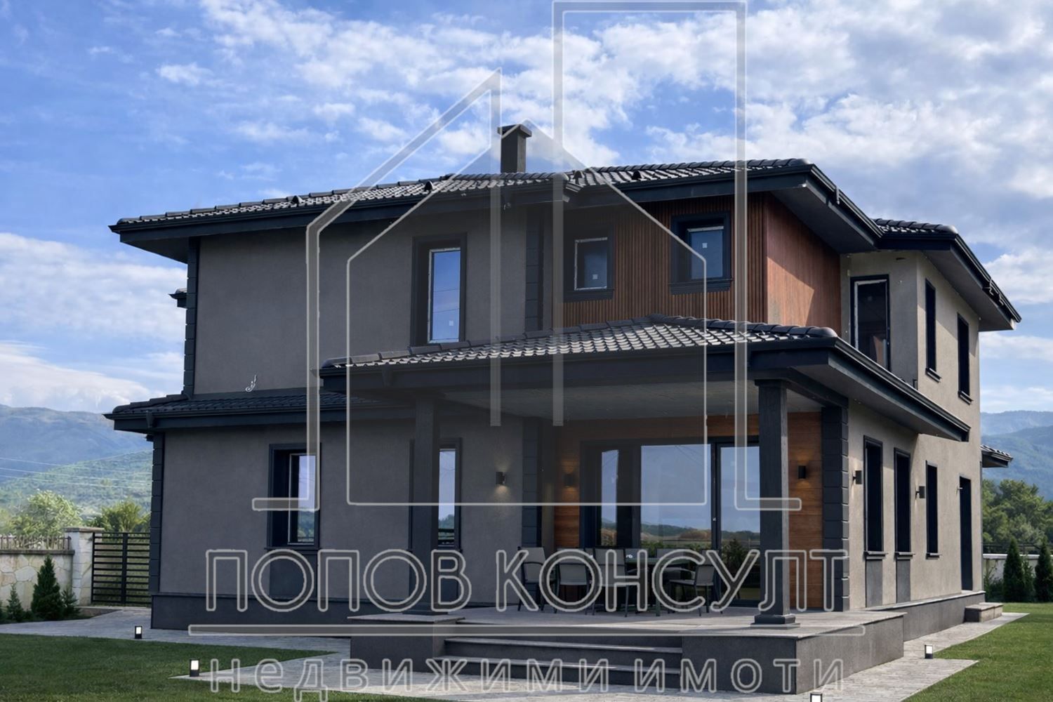 Къща в с. Белащица, Област Пловдив - 274 кв.м за 819 €/кв.м - Снимка #1