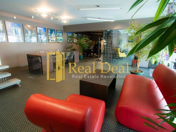 Дава се под наем Офис в София, Лозенец - 255 кв.м за 1200 € - Снимка #1