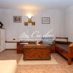 Дава се под наем Двустаен апартамент в Шумен, Център - 75 кв.м за 255 € - Снимка #1