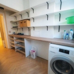 Дава се под наем Тристаен апартамент в София, Витоша - 92 кв.м за 325 € - Снимка #1