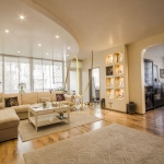 Многостаен апартамент в София, Изток - 200 кв.м за 2990 €/кв.м - Снимка #1