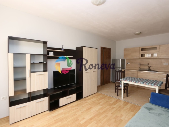 Двустаен апартамент в Варна, Левски - 68 кв.м за 2500 €/кв.м - Снимка #1