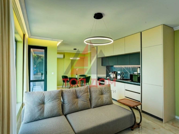 Дава се под наем Тристаен апартамент в Варна, Галата - 80 кв.м за 850 € - Снимка #1