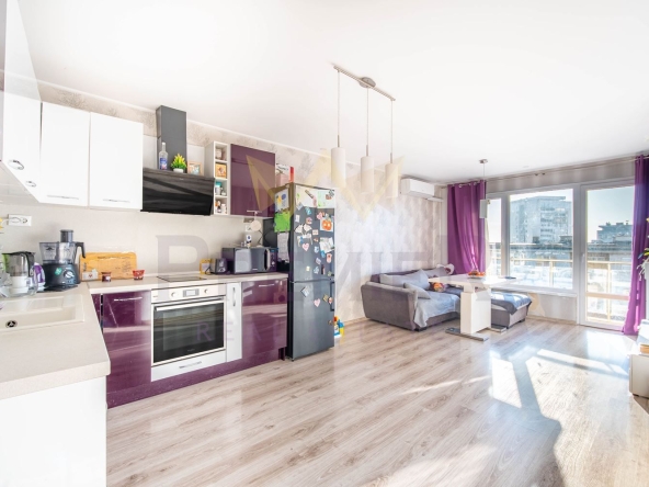 Тристаен апартамент в Варна, Чайка - 65 кв.м за 3385 €/кв.м - Снимка #1