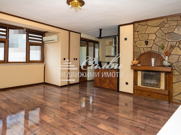 Тристаен апартамент в Шумен, Център - 90 кв.м за 1389 €/кв.м - Снимка #1