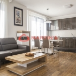 Дава се под наем Тристаен апартамент в София, Изток - 120 кв.м за 1150 € - Снимка #1