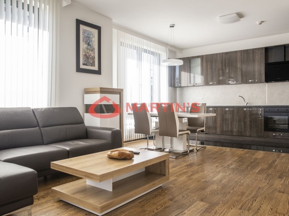 Дава се под наем Тристаен апартамент в София, Изток - 120 кв.м за 1150 € - Снимка #1