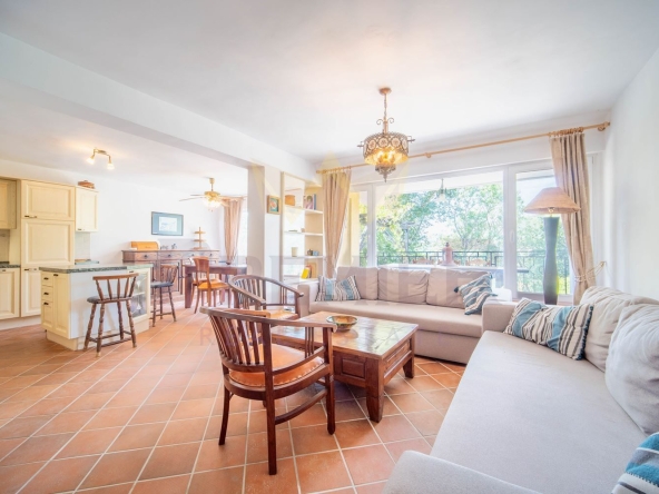 Къща в Балчик - 183 кв.м за 1514 €/кв.м - Снимка #1