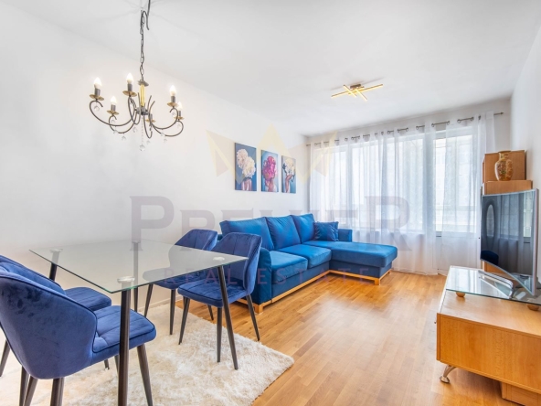 Тристаен апартамент в Варна, Център - 105 кв.м за 1848 €/кв.м - Снимка #1