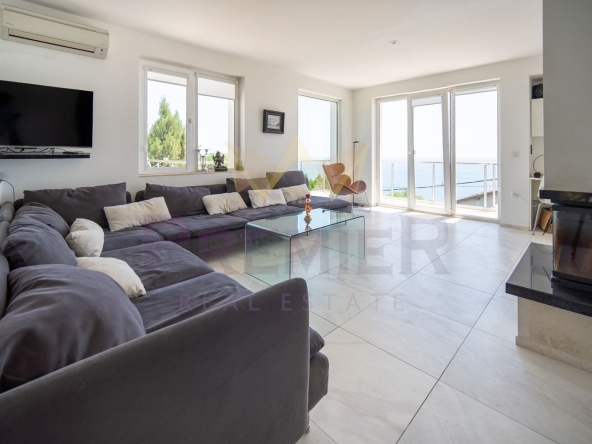 Къща в Балчик - 160 кв.м за 2000 €/кв.м - Снимка #1