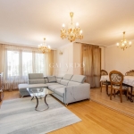 Дава се под наем Тристаен апартамент в София, Лозенец - 110 кв.м за 950 € - Снимка #1