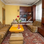 Многостаен апартамент в Шумен, Математическа гимназия - 107 кв.м за 1025 €/кв.м - Снимка #1