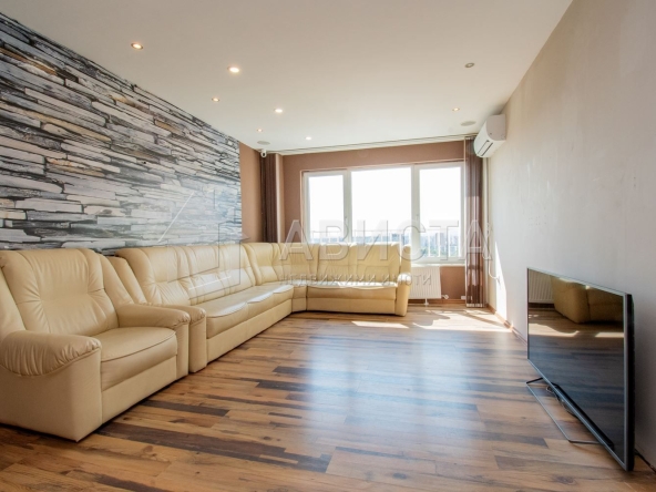 Тристаен апартамент в София, Лагера - 93 кв.м за 2771 €/кв.м - Снимка #1