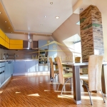 Дава се под наем Четиристаен апартамент в Варна, Колхозен пазар - 120 кв.м за 867 € - Снимка #1