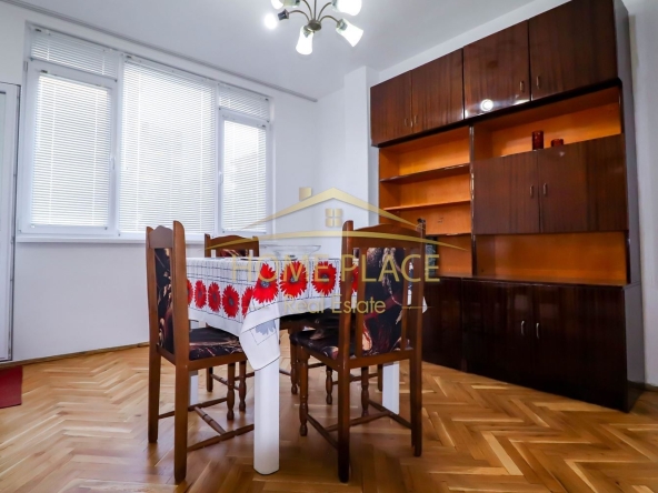 Дава се под наем Тристаен апартамент в Варна, Спортна зала - 60 кв.м за 433.5 € - Снимка #1