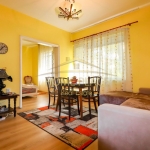 Дава се под наем Тристаен апартамент в Варна, ВИНС - 75 кв.м за 612 € - Снимка #1