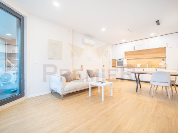 Двустаен апартамент в Варна, Бриз - 63 кв.м за 2778 €/кв.м - Снимка #1