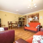 Дава се под наем Тристаен апартамент в Варна, м-т Траката - 135 кв.м за 714 € - Снимка #1