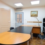 Дава се под наем Офис в Шумен, Център - 102 кв.м за 612 € - Снимка #1