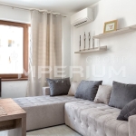 Дава се под наем Двустаен апартамент в Варна, Левски - 65 кв.м за 663 € - Снимка #1