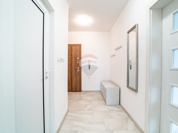 Дава се под наем Двустаен апартамент в Варна, Нептун - 57 кв.м за 561 € - Снимка #1